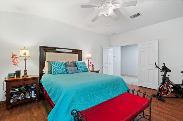 2606 Bradley LN, Round Rock, TX 78664