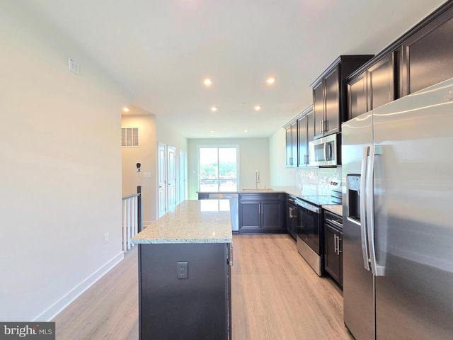 2644 NAYLOR RD SE, Washington, DC 20020