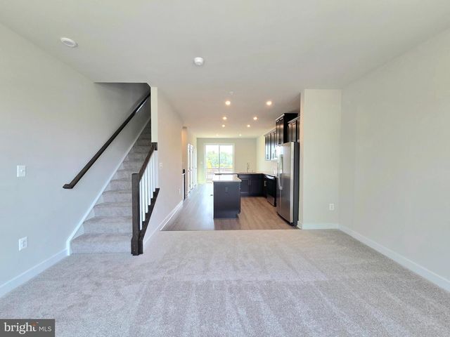 2644 NAYLOR RD SE, Washington, DC 20020