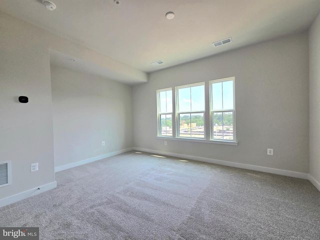 2644 NAYLOR RD SE, Washington, DC 20020