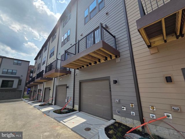 2644 NAYLOR RD SE, Washington, DC 20020