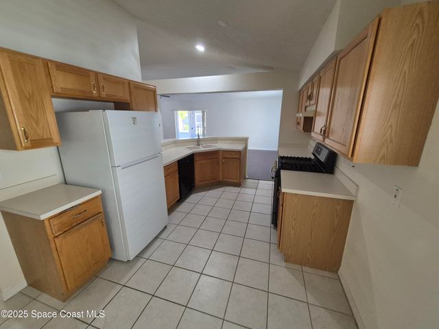 1278 White Oak Circle, Melbourne, FL 32934