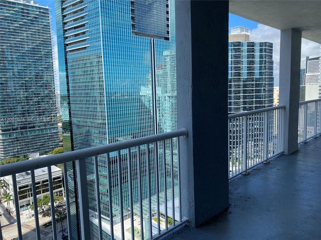 170 SE 14th St 2807, Miami, FL 33131