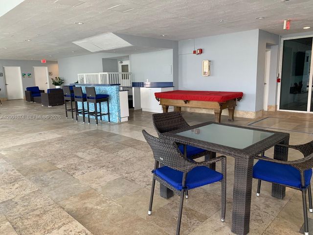 170 SE 14th St 2807, Miami, FL 33131