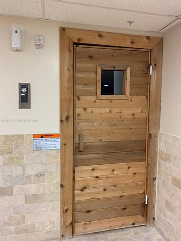 170 SE 14th St 2807, Miami, FL 33131