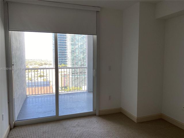 170 SE 14th St 2807, Miami, FL 33131