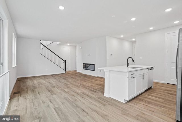 136 CATALPA DR, North East, MD 21901