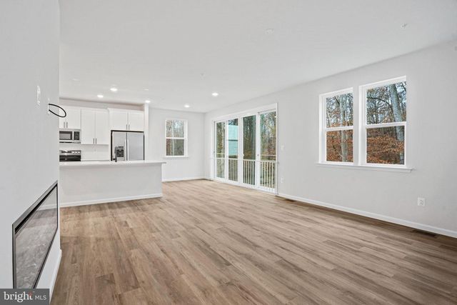 136 CATALPA DR, North East, MD 21901
