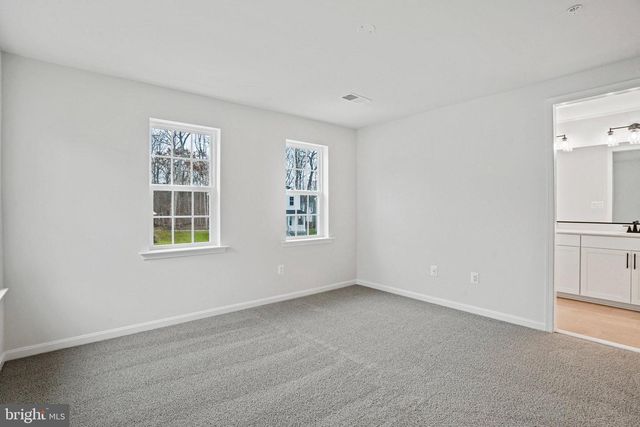 136 CATALPA DR, North East, MD 21901