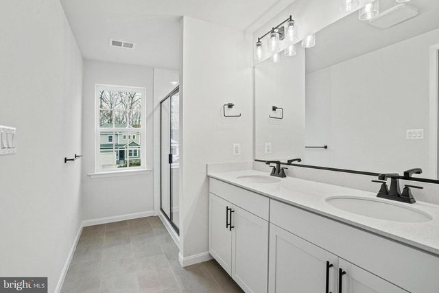 136 CATALPA DR, North East, MD 21901