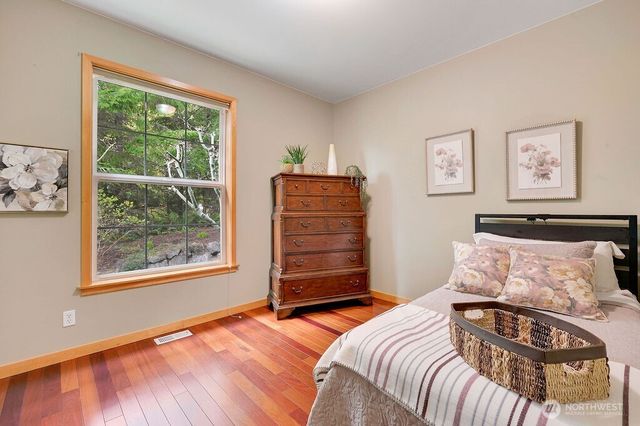 50 Rainier Lane, Port Ludlow, WA 98365