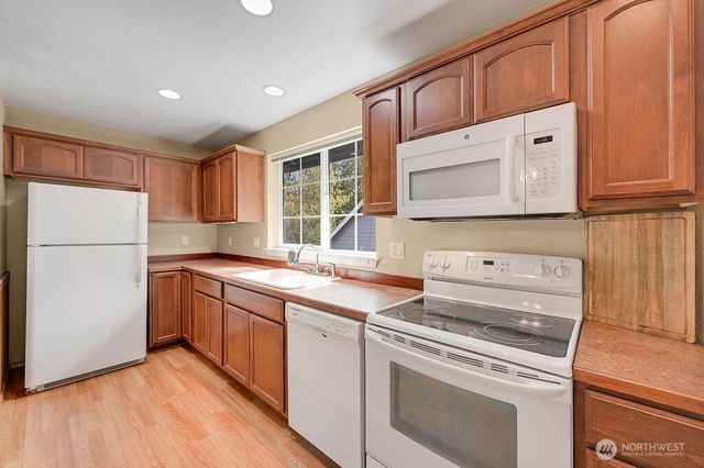 50 Rainier Lane, Port Ludlow, WA 98365