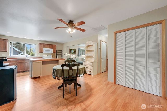 50 Rainier Lane, Port Ludlow, WA 98365