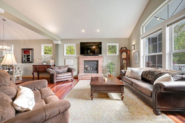 50 Rainier Lane, Port Ludlow, WA 98365