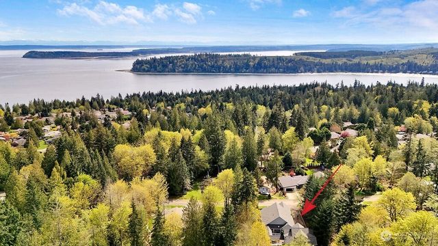 50 Rainier Lane, Port Ludlow, WA 98365