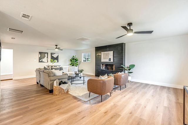 2116 Sylvia Street, Selma, CA 93662