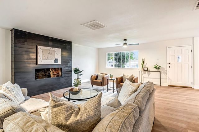 2116 Sylvia Street, Selma, CA 93662