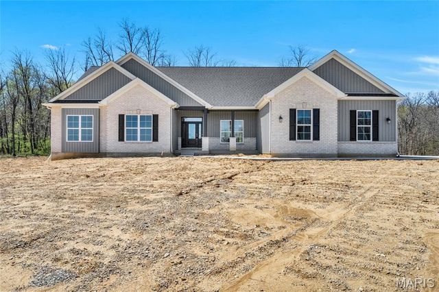300 Schaper Estates Xing, Foristell, MO 63348