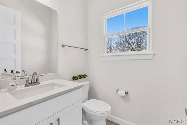 300 Schaper Estates Xing, Foristell, MO 63348