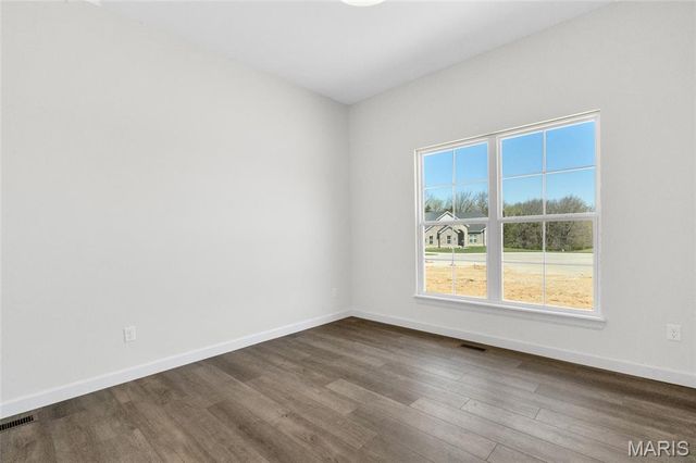 300 Schaper Estates Xing, Foristell, MO 63348