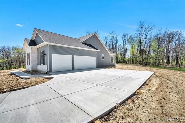 300 Schaper Estates Xing, Foristell, MO 63348
