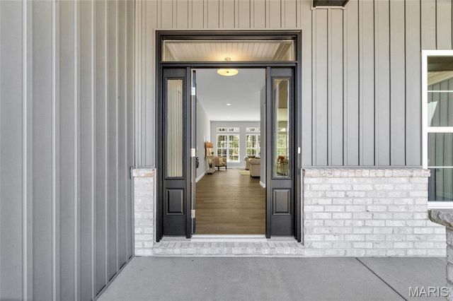 300 Schaper Estates Xing, Foristell, MO 63348