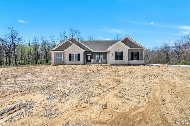 300 Schaper Estates Xing, Foristell, MO 63348