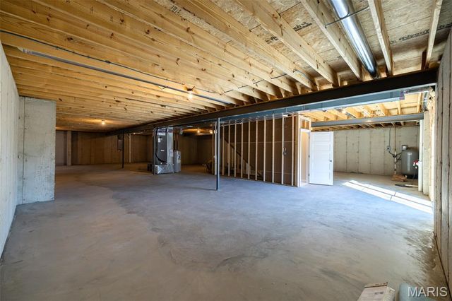 300 Schaper Estates Xing, Foristell, MO 63348