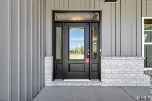 300 Schaper Estates Xing, Foristell, MO 63348
