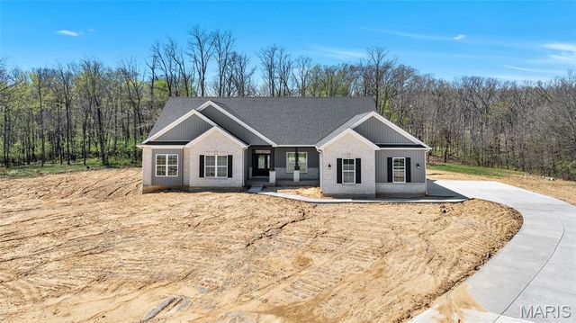 300 Schaper Estates Xing, Foristell, MO 63348