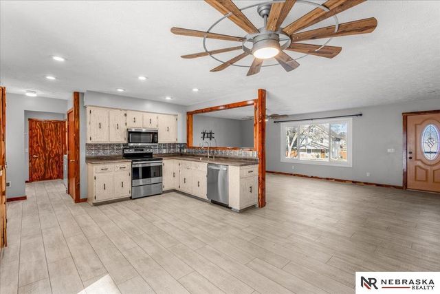 513 Main Street, Louisville, NE 68037