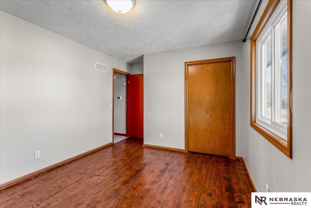 513 Main Street, Louisville, NE 68037