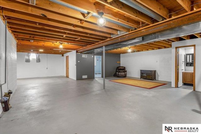 513 Main Street, Louisville, NE 68037