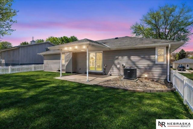 513 Main Street, Louisville, NE 68037