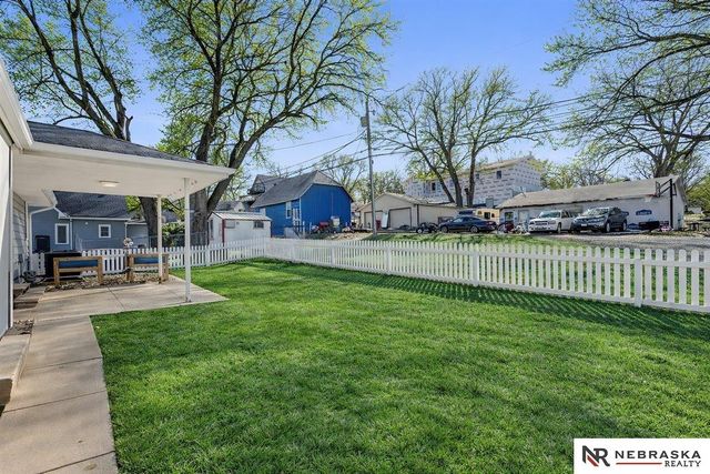 513 Main Street, Louisville, NE 68037