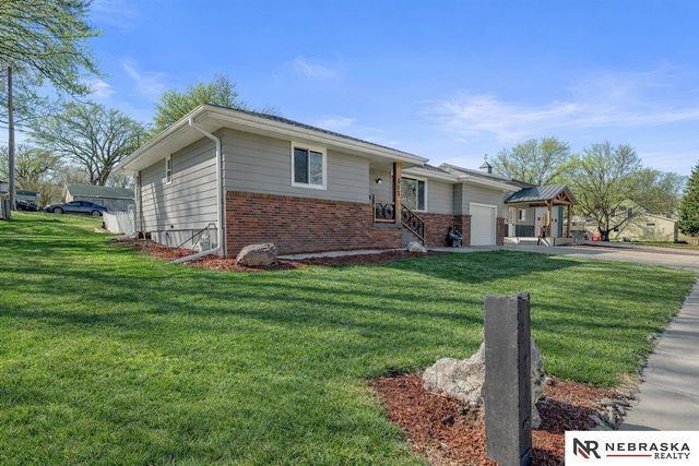 513 Main Street, Louisville, NE 68037