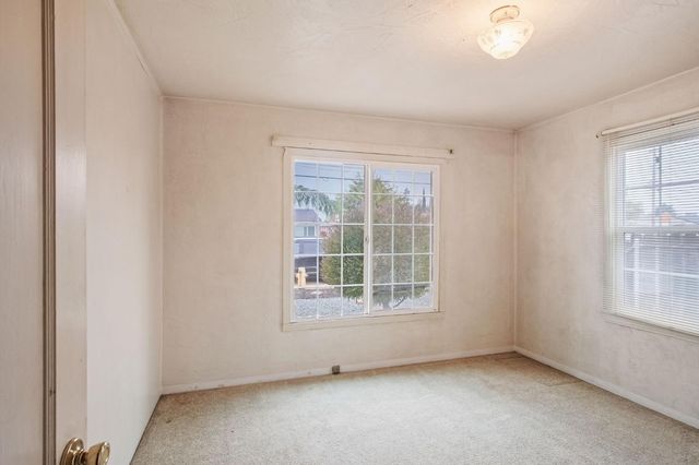 2202 6th St, Ceres, CA 95307