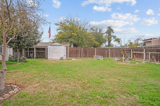 2202 6th St, Ceres, CA 95307