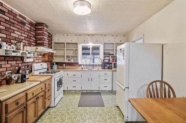 2202 6th St, Ceres, CA 95307