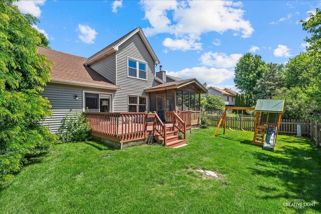 2296 Salisbury Drive, Naperville, IL 60565