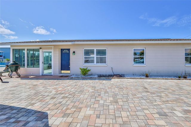 4392 3RD ISLE DRIVE, Hernando Beach, FL 34607