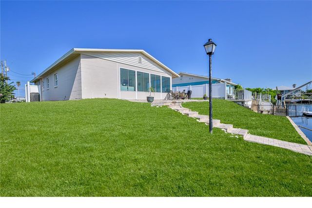 4392 3RD ISLE DRIVE, Hernando Beach, FL 34607
