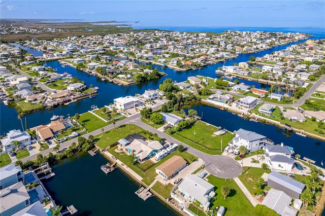 4392 3RD ISLE DRIVE, Hernando Beach, FL 34607