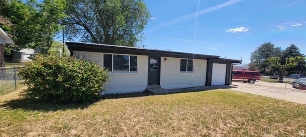 1494 N MARILYN DR, Layton, UT 84041