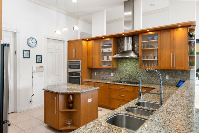 14390 Wellington Trace, Wellington, FL 33414