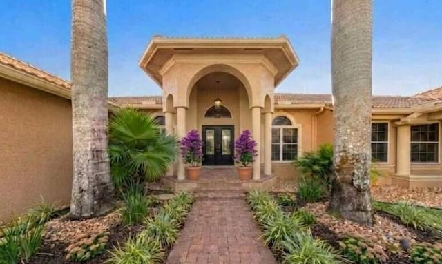 14390 Wellington Trace, Wellington, FL 33414