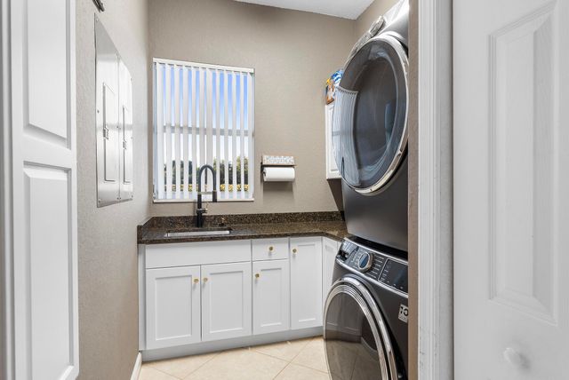 14390 Wellington Trace, Wellington, FL 33414