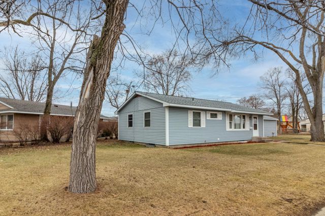 1900 Cooper Avenue N, Saint Cloud, MN 56303