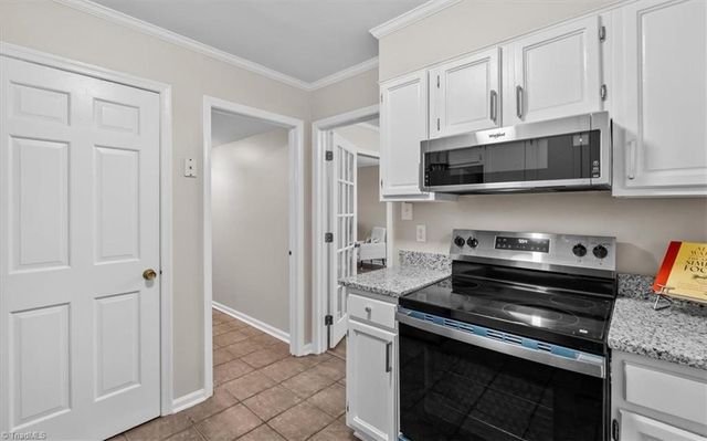 3210 Regents Park Lane D, Greensboro, NC 27455