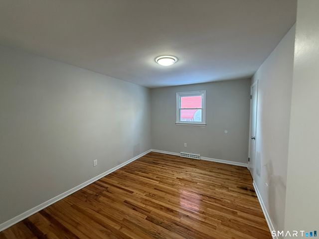 132 Hillside Avenue, New Haven, CT 06512